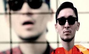 Ц.Тэмүүлэн: Багаасаа Монгол дуу сонсдоггүй байсан болохоор монголоор шүлэг зохиоё гэхээр ерөөсөө төсөөлөгддөгүй юм